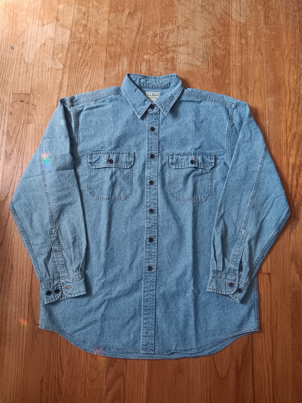 Vintage Men's L.L. Bean Light Blue Denim Button-Down Casual Shirt Large